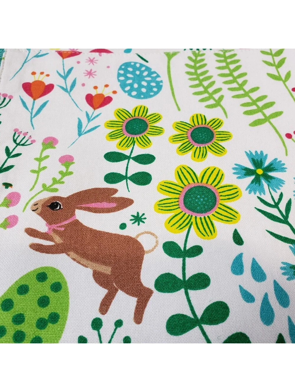 White Floral Easter Bunny Rabbit Placemats QTY 5 Cotton Teal Ric Rac Edges